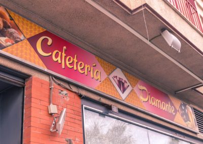 Parte exterior Cafetería el Diamante